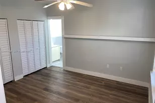 536 14th St, Miami Beach, FL 33139 - Photo 17