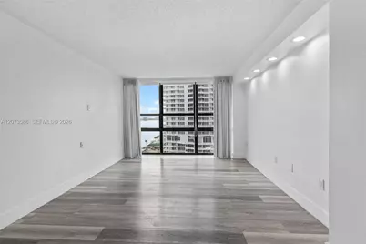 600 NE 36th St #1404, Miami, FL 33137 - Photo 13