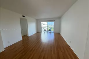 4200 Hillcrest Dr, Hollywood, FL 33021 - Photo 17