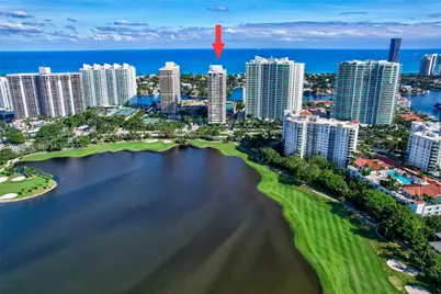 20185 E Country Club Dr #204, Aventura, FL 33180 - Photo 7