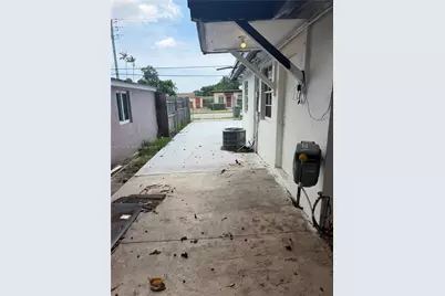 2500 NW 91st St, Miami, FL 33147 - Photo 23