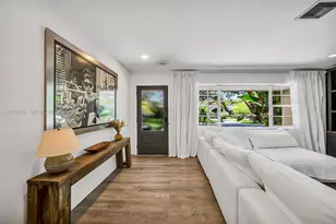 10627 NE 11th Ave, Miami Shores, FL 33138 - Photo 9