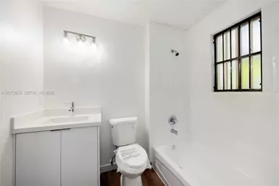 10204 SW 173rd St, Miami, FL 33157 - Photo 15