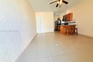 326 NE 6th St, Hallandale Beach, FL 33009 - Photo 5