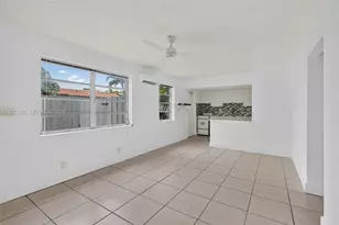 2115 N 17th Ct, Hollywood, FL 33020 - Photo 7