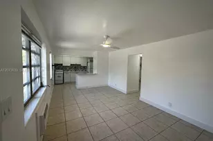 2115 N 17th Ct, Hollywood, FL 33020 - Photo 3