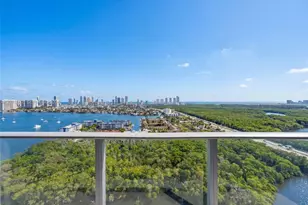 16385 Biscayne Blvd, North Miami Beach, FL 33160 - Photo 1