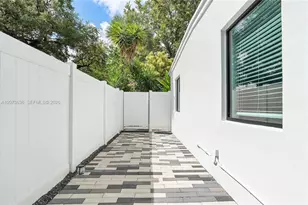 1609 SW 12th Ct, Fort Lauderdale, FL 33312 - Photo 33