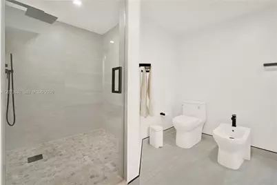 5757 Collins Ave #507, Miami Beach, FL 33140 - Photo 15