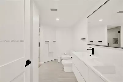 5757 Collins Ave #507, Miami Beach, FL 33140 - Photo 13