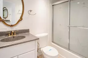 9230 Lagoon Pl, Davie, FL 33324 - Photo 13