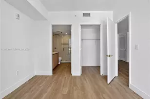 90 NE 32nd St, Miami, FL 33137 - Photo 19