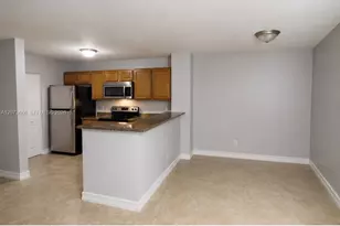 12166 St.Andrews Pl, Miramar, FL 33025 - Photo 19