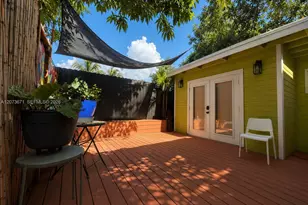 8220 NE 1st Pl, Miami, FL 33138 - Photo 9
