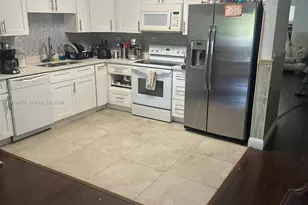 4080 Coral Springs Dr, Coral Springs, FL 33065 - Photo 5