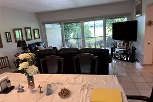 14359 Kendale Lakes Circle, Miami, FL 33183 - Photo 13