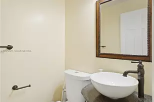 8635 SW 15th St, Pembroke Pines, FL 33025 - Photo 29