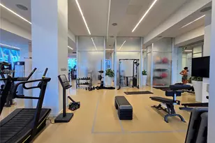 4401 Collins Ave, Miami Beach, FL 33140 - Photo 23