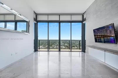 88 SW 7th St #4004, Miami, FL 33130 - Photo 11