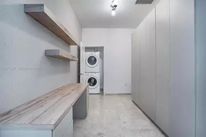 88 SW 7th St #4004, Miami, FL 33130 - Photo 25