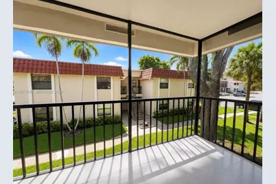 9730 Hammocks Blvd #201-28, Miami, FL 33196 - Photo 17