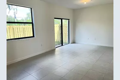 24480 SW 119th Pl #24480, Homestead, FL 33032 - Photo 7