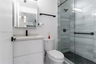 5601 N Ocean Dr, Hollywood, FL 33019 - Photo 21