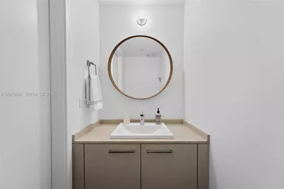 1010 Brickell Ave #1911, Miami, FL 33131 - Photo 15