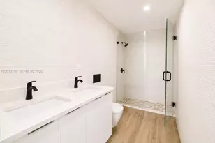 5601 Collins Ave, Miami Beach, FL 33140 - Photo 23