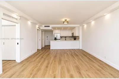 5601 Collins Ave #1009, Miami Beach, FL 33140 - Photo 21