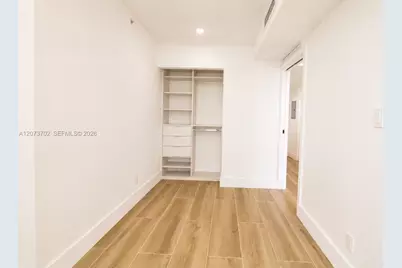 5601 Collins Ave #1009, Miami Beach, FL 33140 - Photo 5