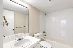 9360 Fontainebleau Blvd, Miami, FL 33172 - Photo 7