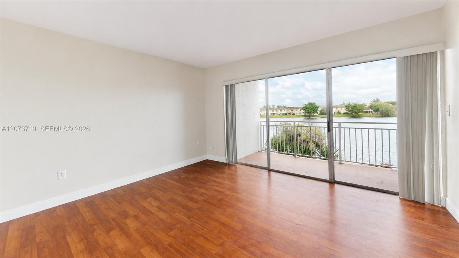 9363 Fontainebleau Blvd #H205 - 9363 Fontainebleau Blvd #H205, Miami, FL 33172 Luxury Property | Jose Angel Pina