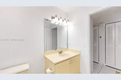 8183 NW 8th St #C2, Miami, FL 33126 - Photo 17