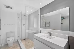 3301 N Country Club Dr, Aventura, FL 33180 - Photo 15