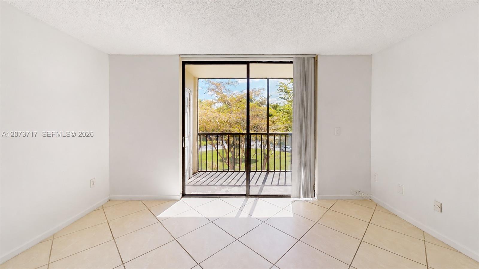 8420 SW 133rd Avenue Rd #424 - 8420 SW 133rd Avenue Rd #424, Miami, FL 33183 Luxury Property | Jose Angel Pina