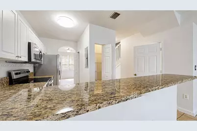2929 SE 2nd St #7, Homestead, FL 33033 - Photo 9