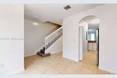 2929 SE 2nd St #7, Homestead, FL 33033 - Photo 1