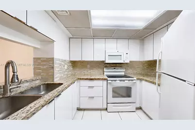 8275 SW 152nd Ave #D-209, Miami, FL 33193 - Photo 3