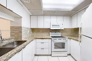 8275 SW 152nd Ave, Miami, FL 33193 - Photo 3