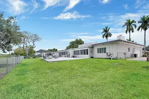 621 E Tropical Way, Plantation, FL 33317 - Photo 33
