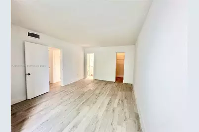 6890 N Kendall Dr #B204, Pinecrest, FL 33156 - Photo 9