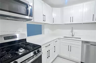 6890 N Kendall Dr, Pinecrest, FL 33156 - Photo 1