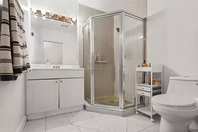 323 Navarre Ave #301, Coral Gables, FL 33134 - Photo 23