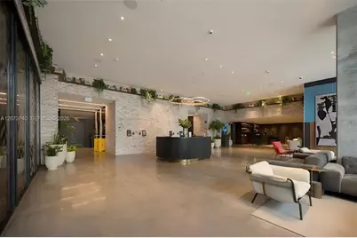 398 NE 5th St #2517, Miami, FL 33132 - Photo 3