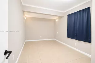 1060 N Douglas Rd, Pembroke Pines, FL 33024 - Photo 13