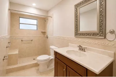 1060 N Douglas Rd, Pembroke Pines, FL 33024 - Photo 17