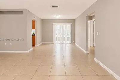 1060 N Douglas Rd, Pembroke Pines, FL 33024 - Photo 15