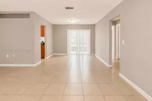 1060 N Douglas Rd, Pembroke Pines, FL 33024 - Photo 15
