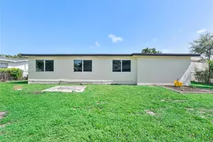 8544 Sheraton Dr, Miramar, FL 33025 - Photo 15